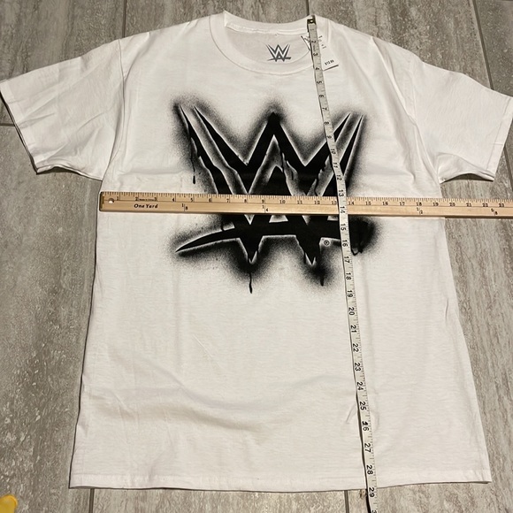 WWE Logo Stencil White Shirt - Picture 7 of 8